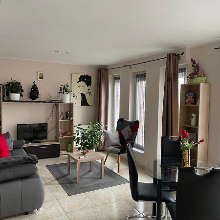 Nyil Apartman Wellnes Дебрецен Екстериор снимка