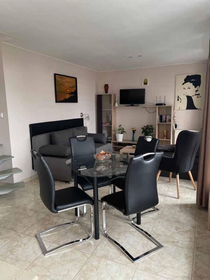 Nyil Apartman Wellnes Дебрецен Екстериор снимка
